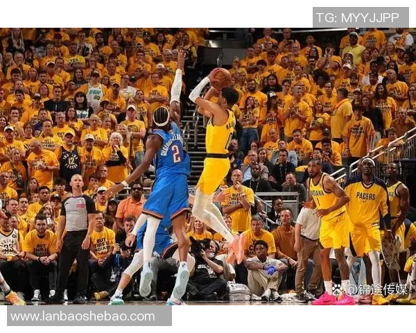 步行者与鹈鹕队激战正酣球迷期待精彩对决与精彩表现 步行者与鹈鹕队激战正酣球迷期待精彩对决与精彩表现