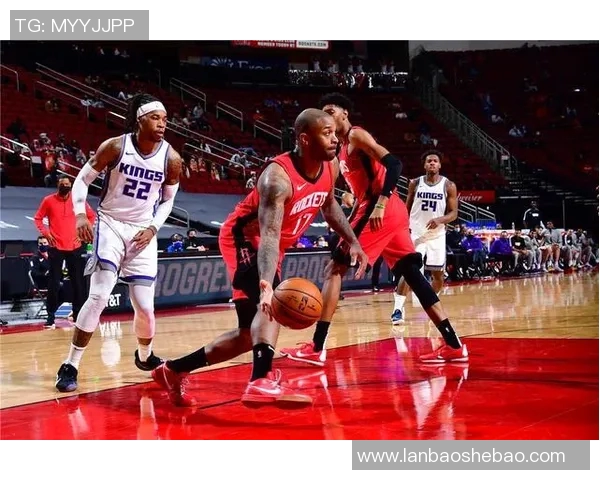 火箭队与国王队激战16至17赛季精彩回顾与赛季亮点分析