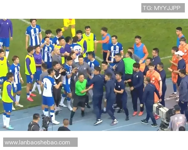 越南与菲律宾精彩对决赛果揭晓引发球迷热议 越南与菲律宾精彩对决赛果揭晓引发球迷热议