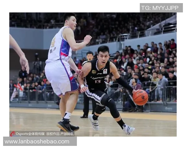 重庆与苏宁首发阵容分析揭示比赛胜负关键因素 重庆与苏宁首发阵容分析揭示比赛胜负关键因素