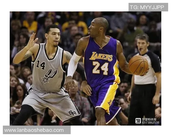 2018年勇士与蓝网激战回顾:巅峰对决的精彩瞬间与战术分析 2018年勇士与蓝网激战回顾:巅峰对决的精彩瞬间与战术分析