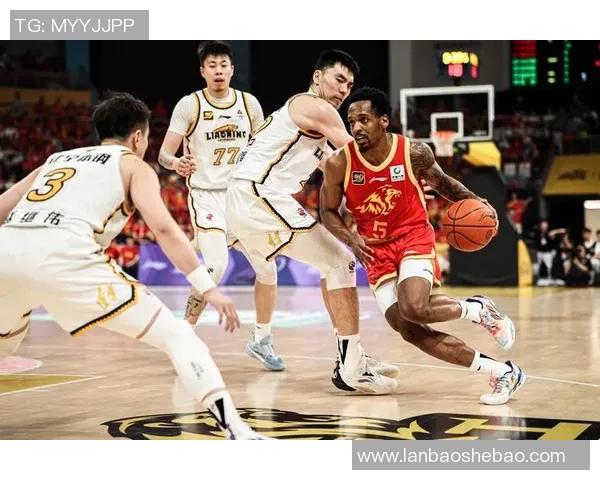 CBA焦点对决广厦迎战四川全力争胜展现球队实力与斗志