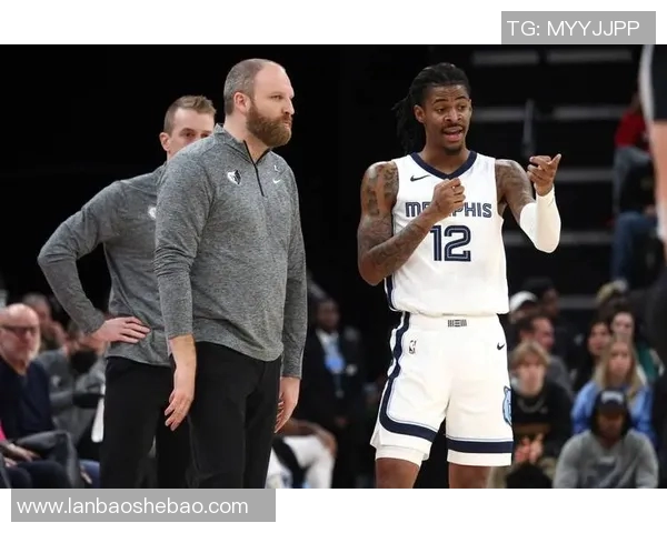 勇士与灰熊激战12月30日谁能在关键时刻逆转胜局